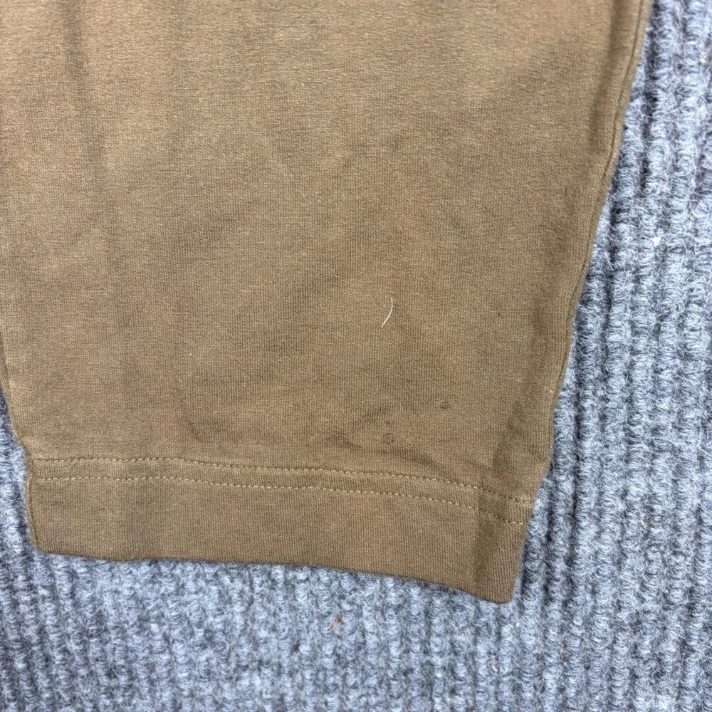 Banana Republic details please